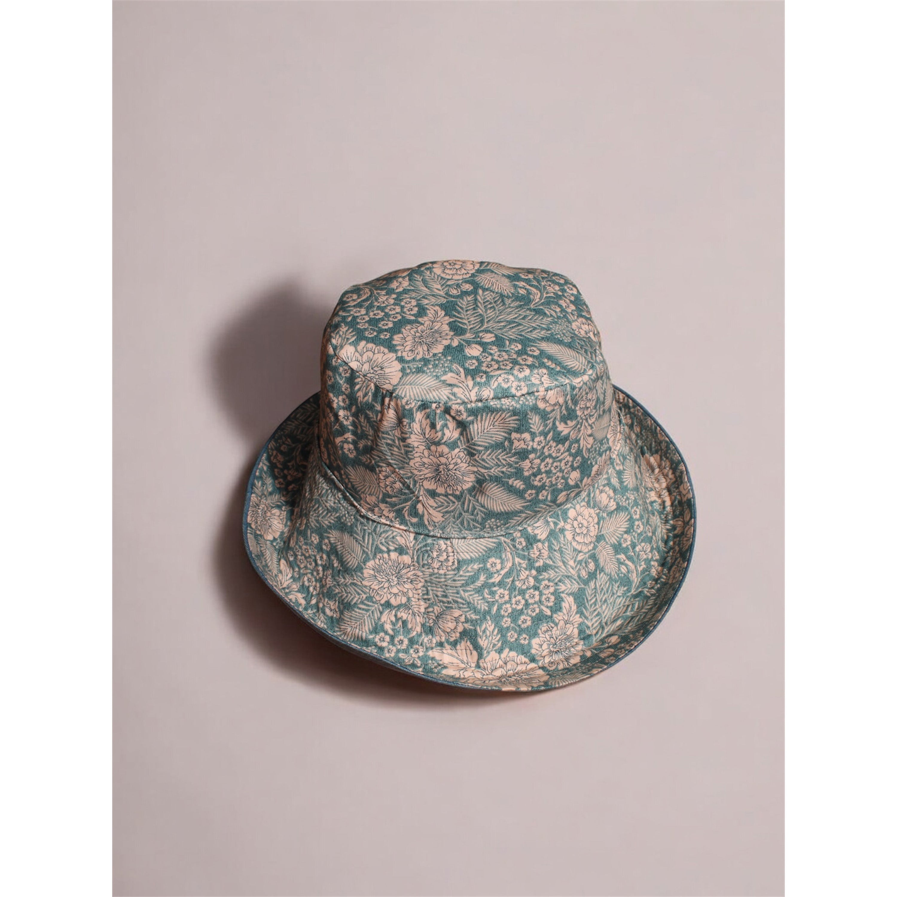 Sombrero estilo pescador reversible