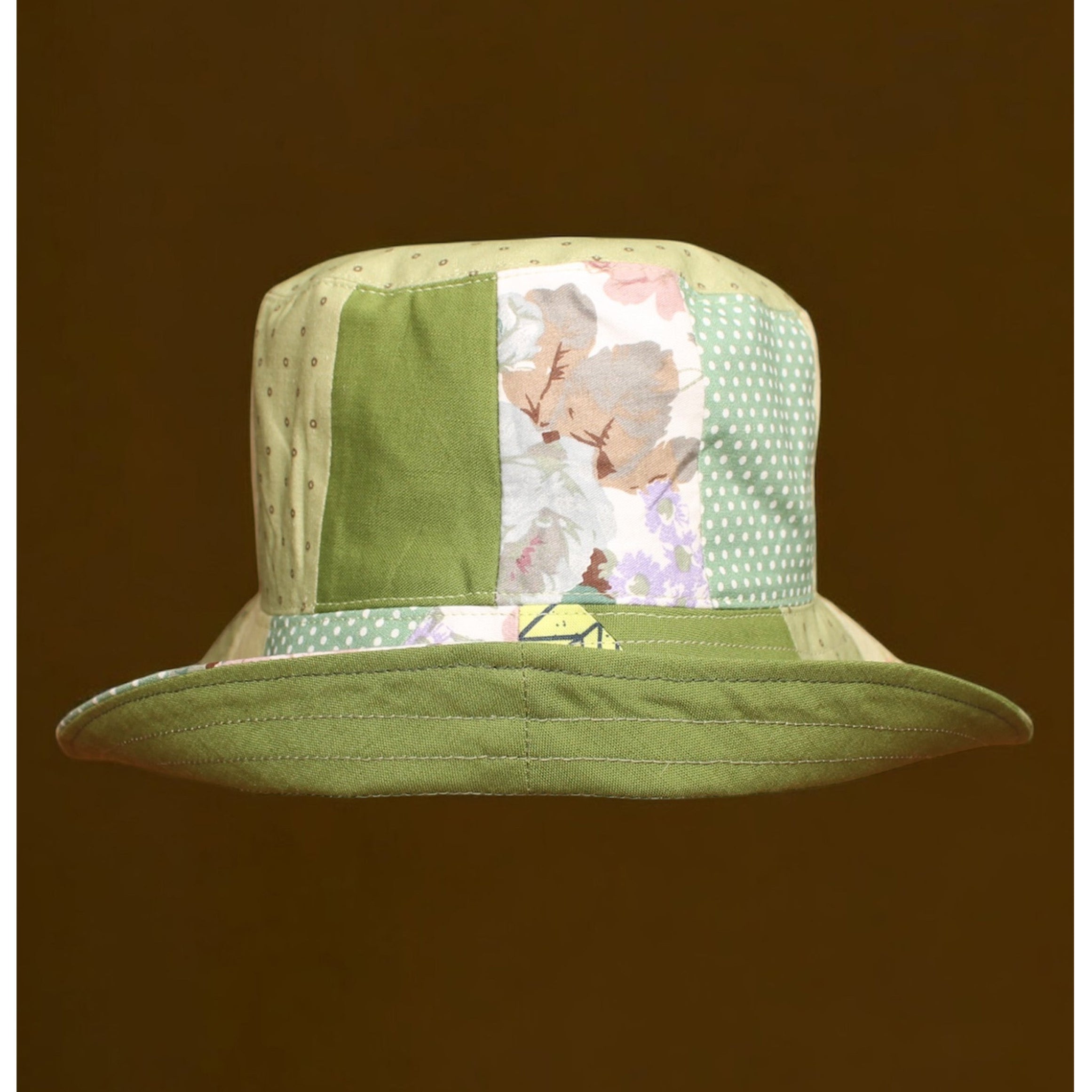 Sombrero estilo pescador reversible